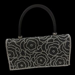 Exquisite Crystal Floral Top Handle clutch evening purse in Silver tone